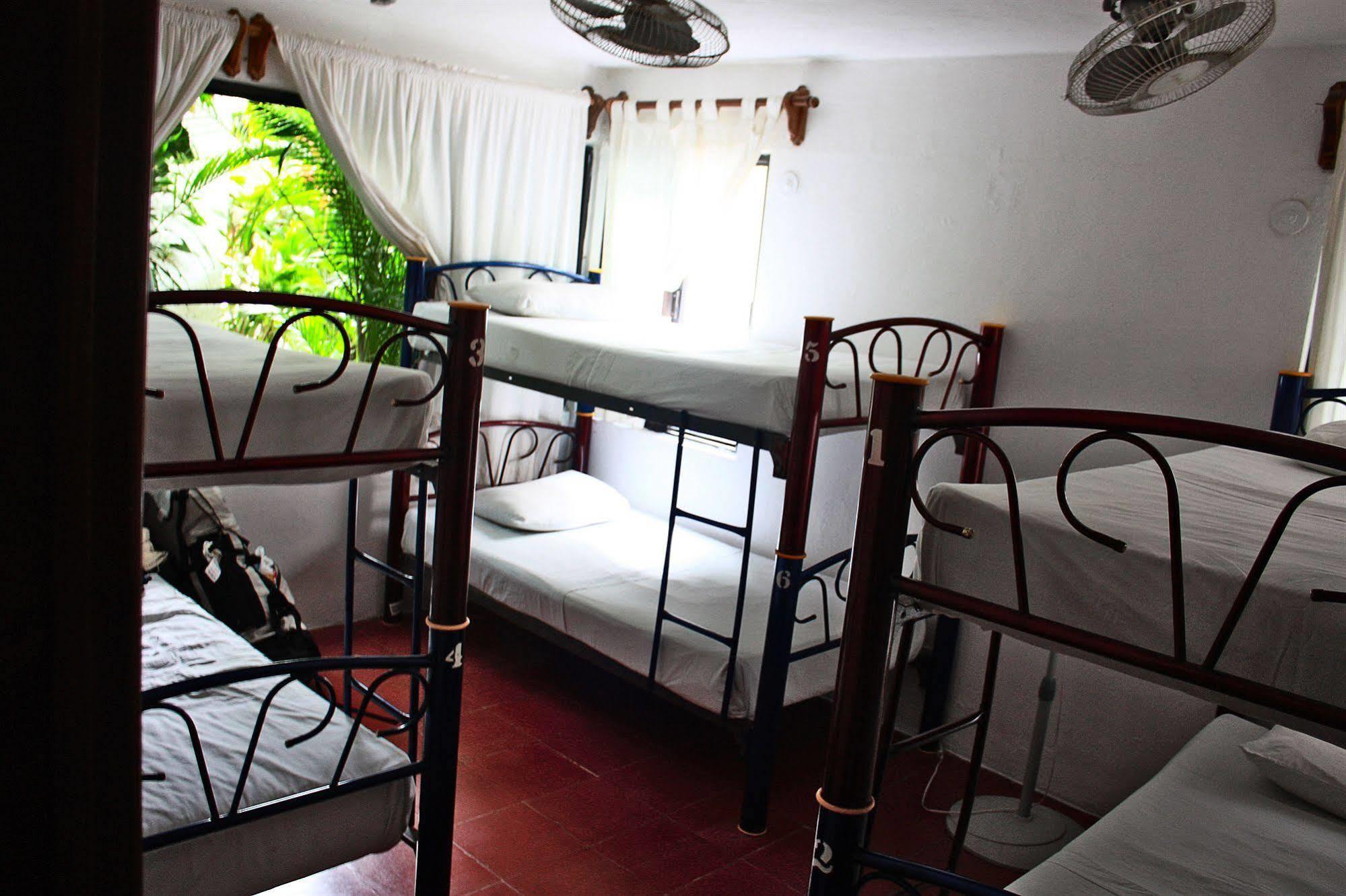 Hostal Haina Cancún Eksteriør billede
