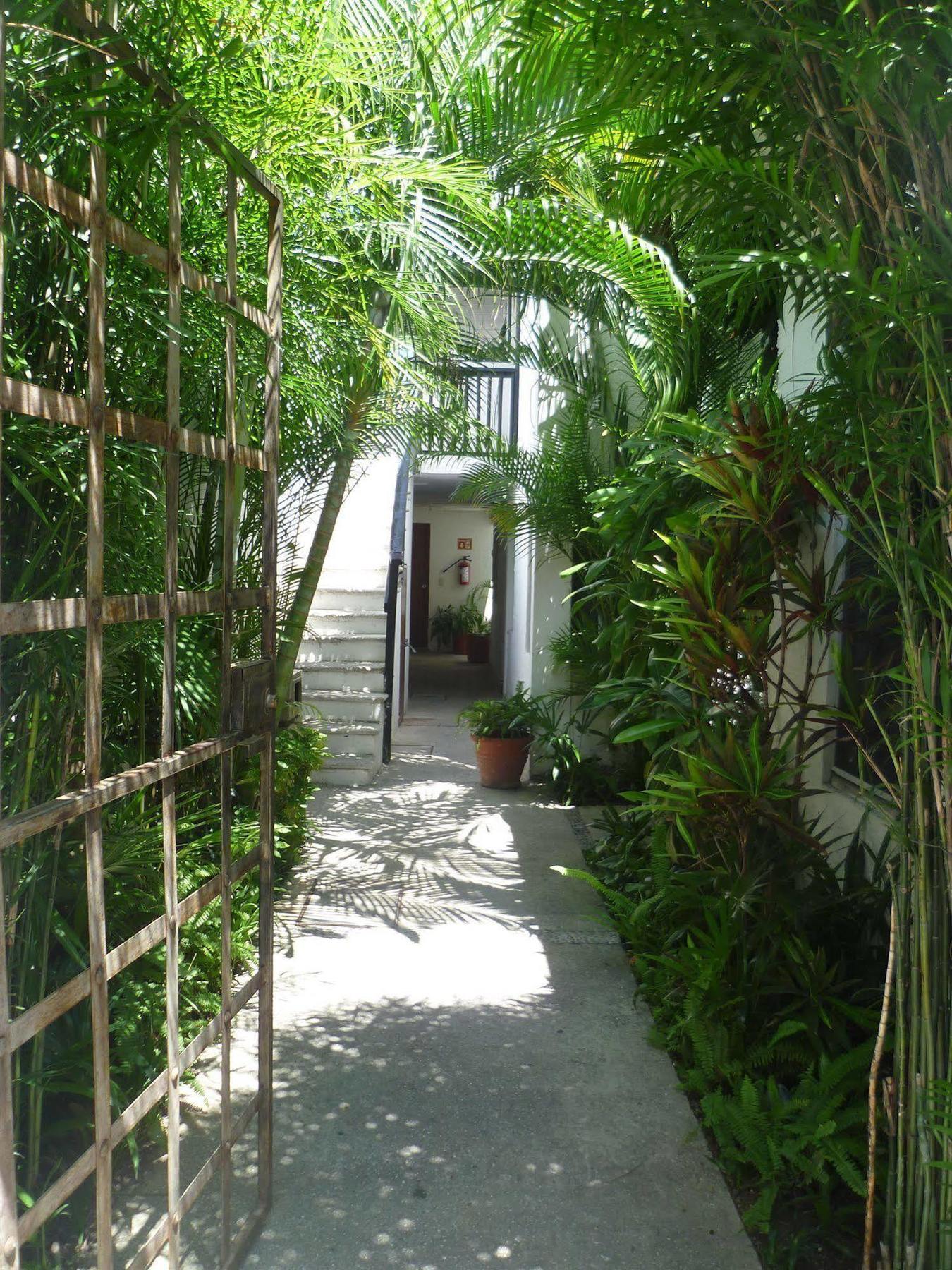 Hostal Haina Cancún Eksteriør billede